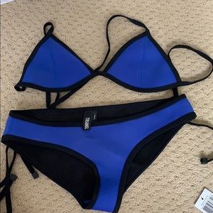 TRIANGL BIKINI